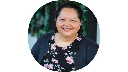 Dr Iris Depaz