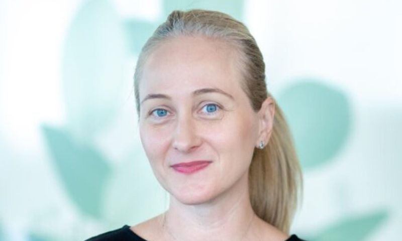 Portretul Monicăi Durcă, care ocupă funcția de Flu Brand Lead Central & South Europe la Sanofi.