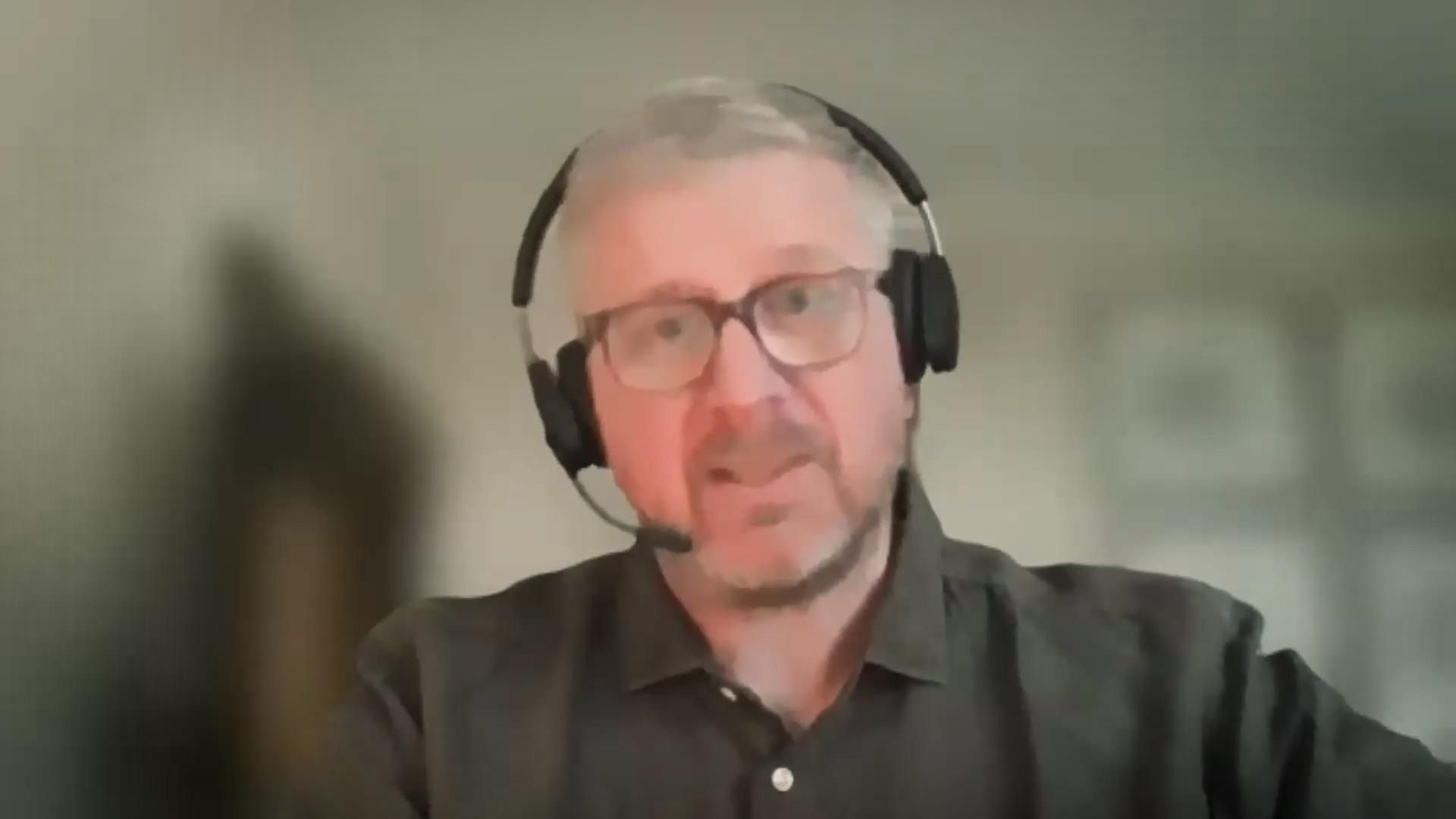 Portait de Eric Low, consultant indépendant et représentant des patients