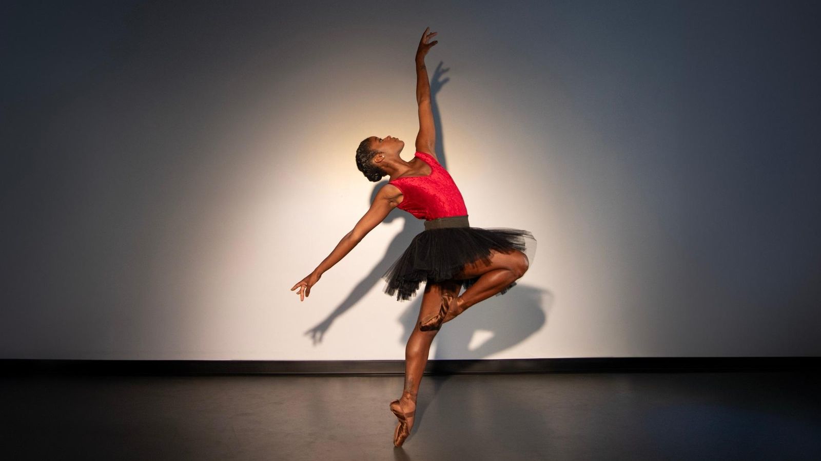 Ingrid Silva dance